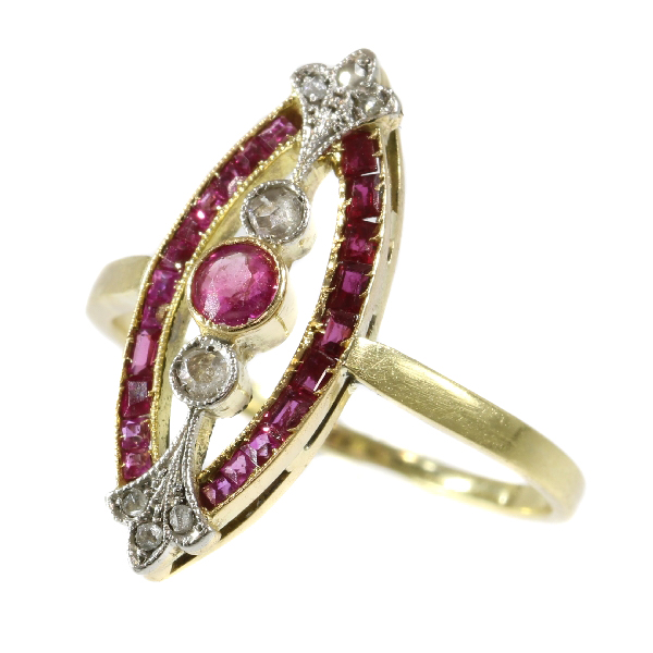 Antique Art Deco ring with diamonds and rubies